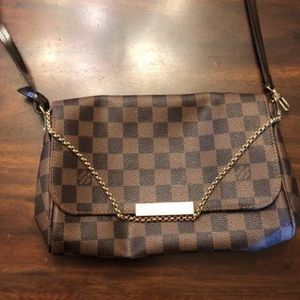 Authentic Crossbody Louis Vuitton